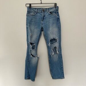 Bershka denim relaxed vintage cut factory distressed medium wash size 24 womens